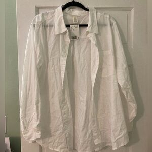 NWT H&M shirt